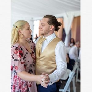 Meet your Posher, Abigail